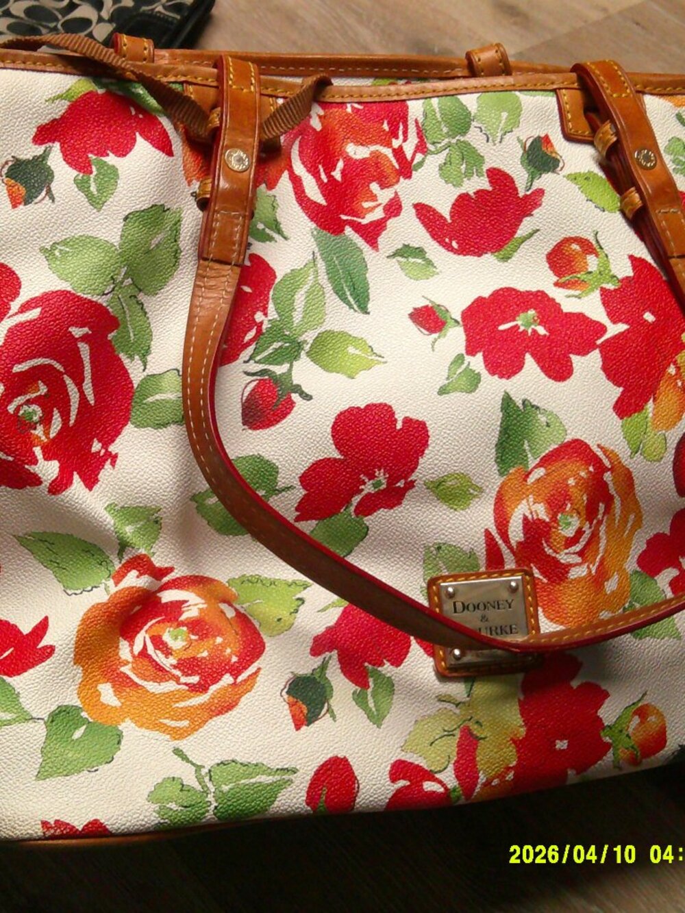 Dooney & Bourke Bloom Leisure Roses Womens Large Handbag Multicolor Tote Bag